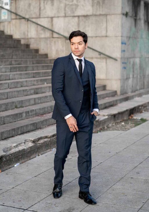 Traje de Tres Piezas Azul Marino en Lana Súper 100 | Corte Formal