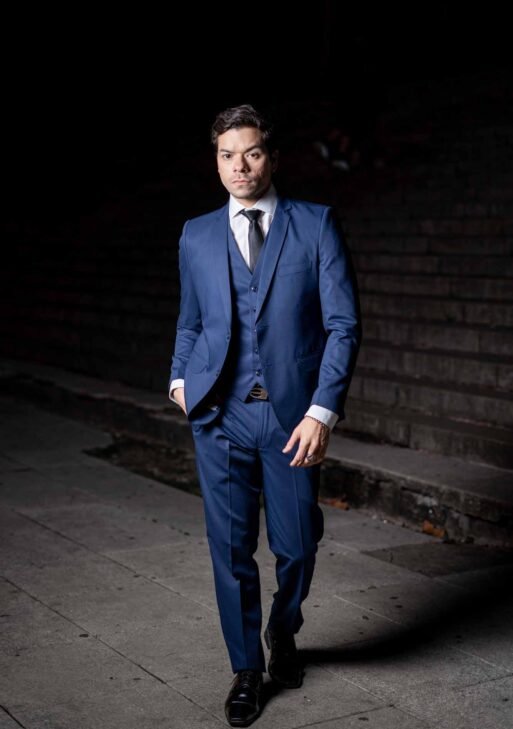 Traje de Tres Piezas Azulino en Lana Súper 100 | Elegancia Formal