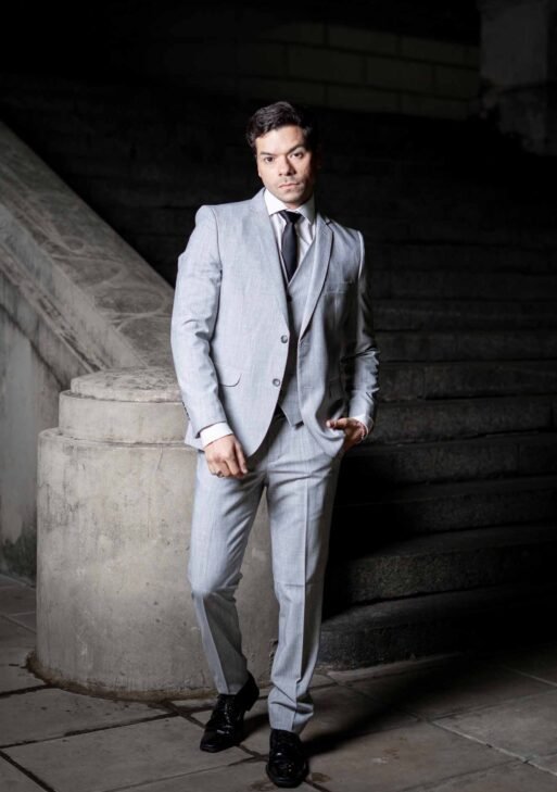 Traje de Tres Piezas Gris Claro para Hombre en Súper 100